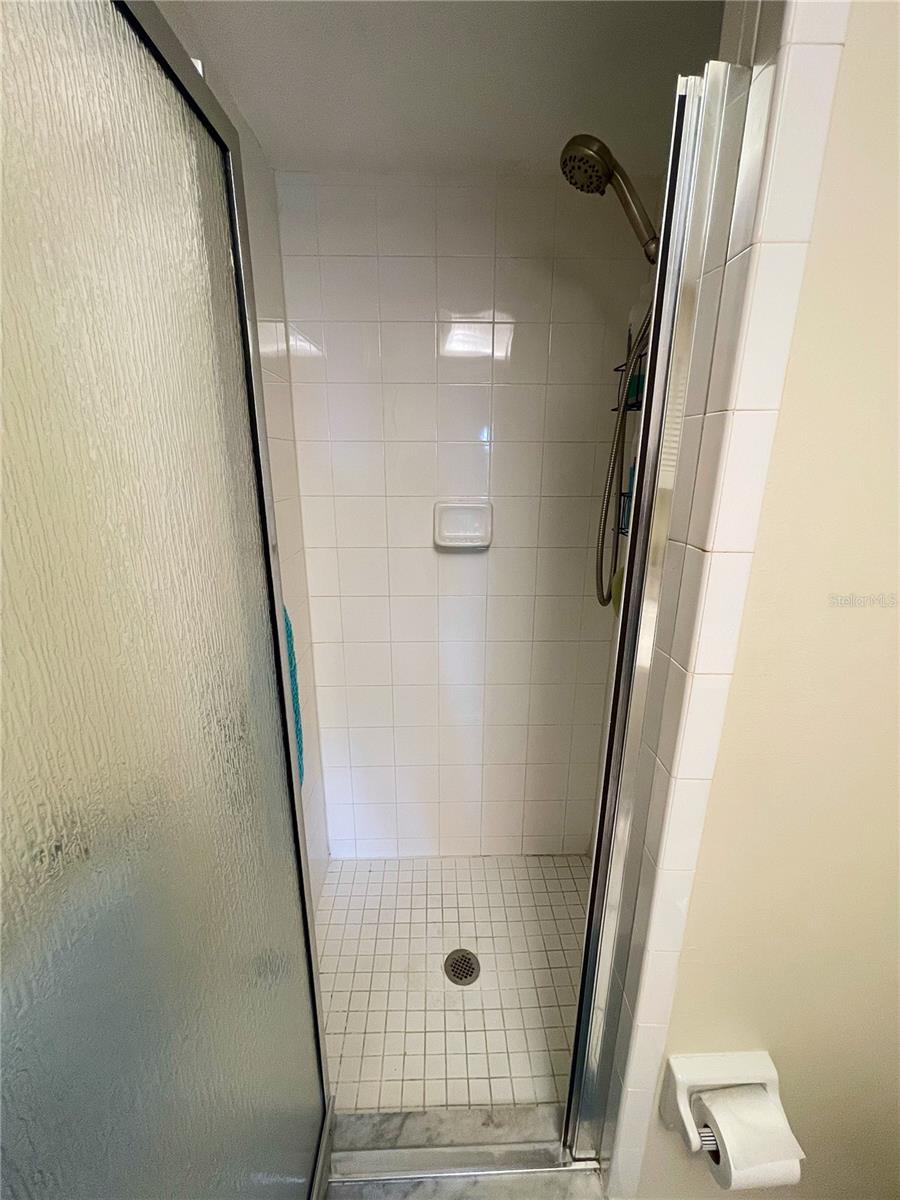 TARPON BAY PH 01 BLDG A - Residential