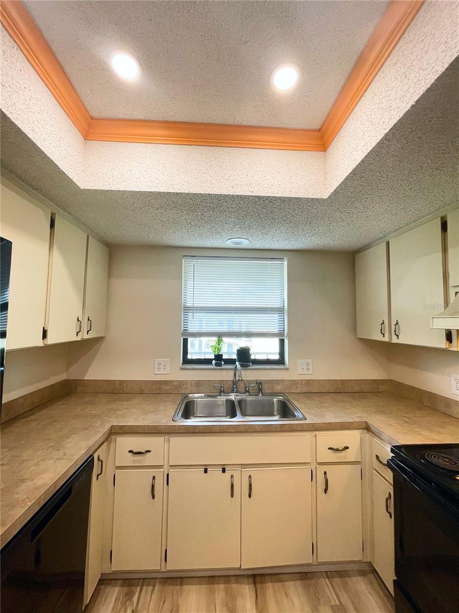 TARPON BAY PH 01 BLDG A - Residential