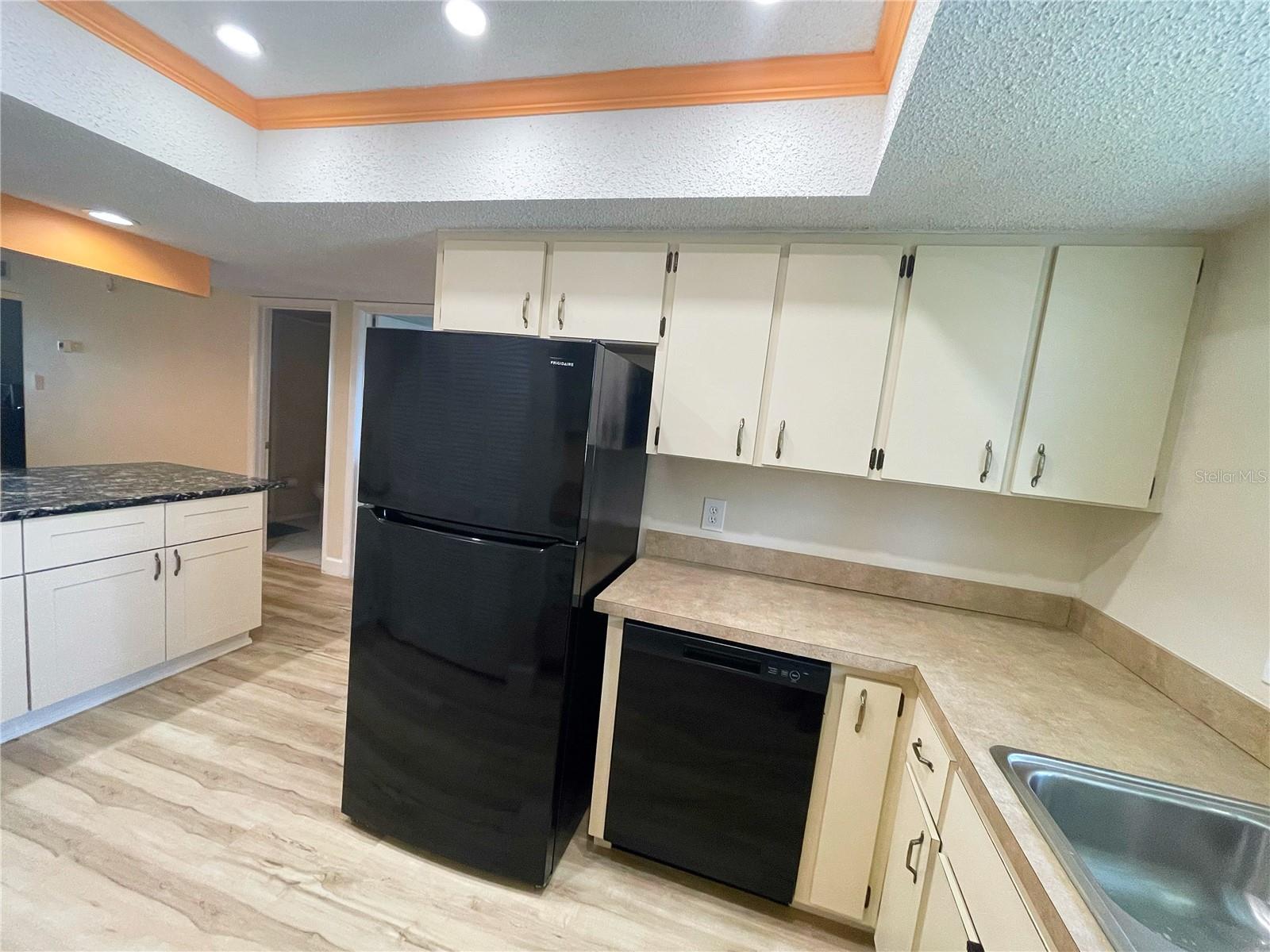 TARPON BAY PH 01 BLDG A - Residential