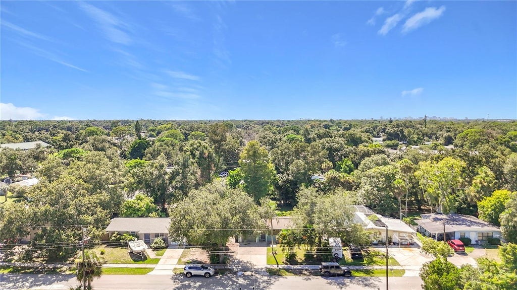 Photo of 2212 Vinson Avenue, Sarasota, FL 34232 (MLS # A4702939)