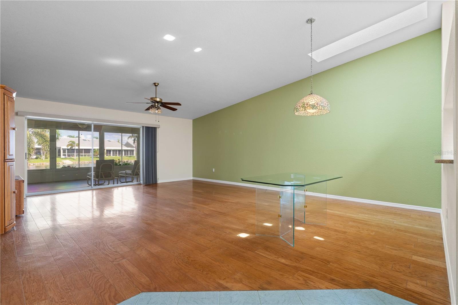 2521 W MARION AVENUE 111