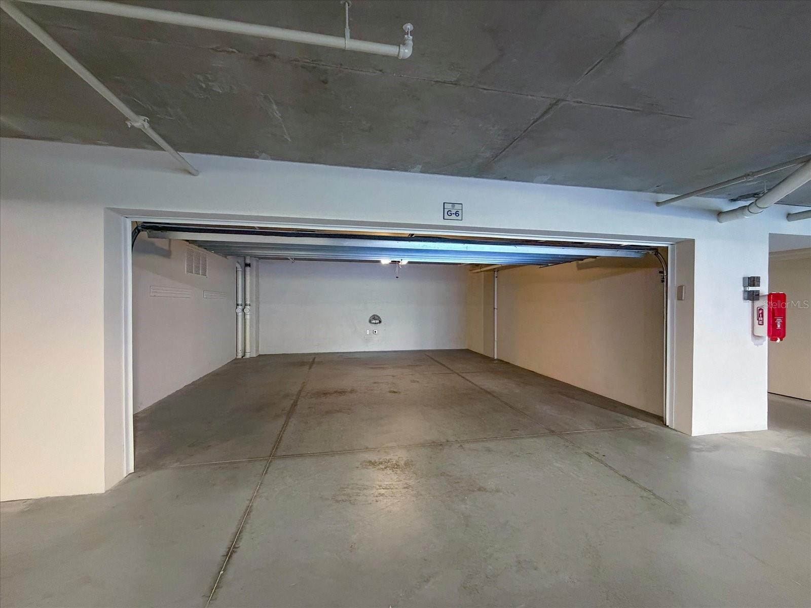 RESIDENCES AT BELLEVIEW PLACE CONDO - Residential