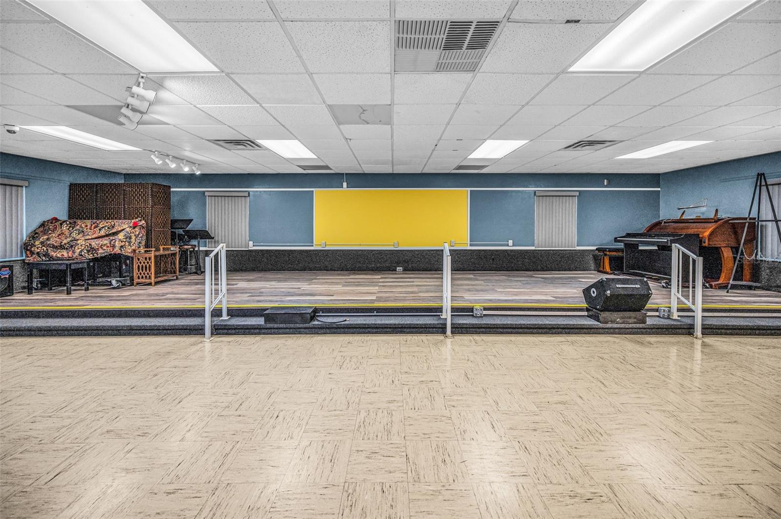 LAKE BETMAR ESTATES - Residential