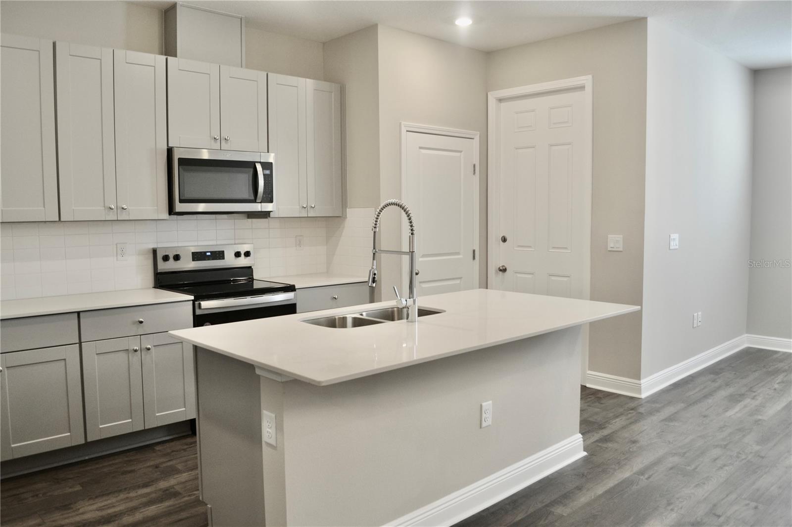 HAMLIN RIDGE - Residential Lease