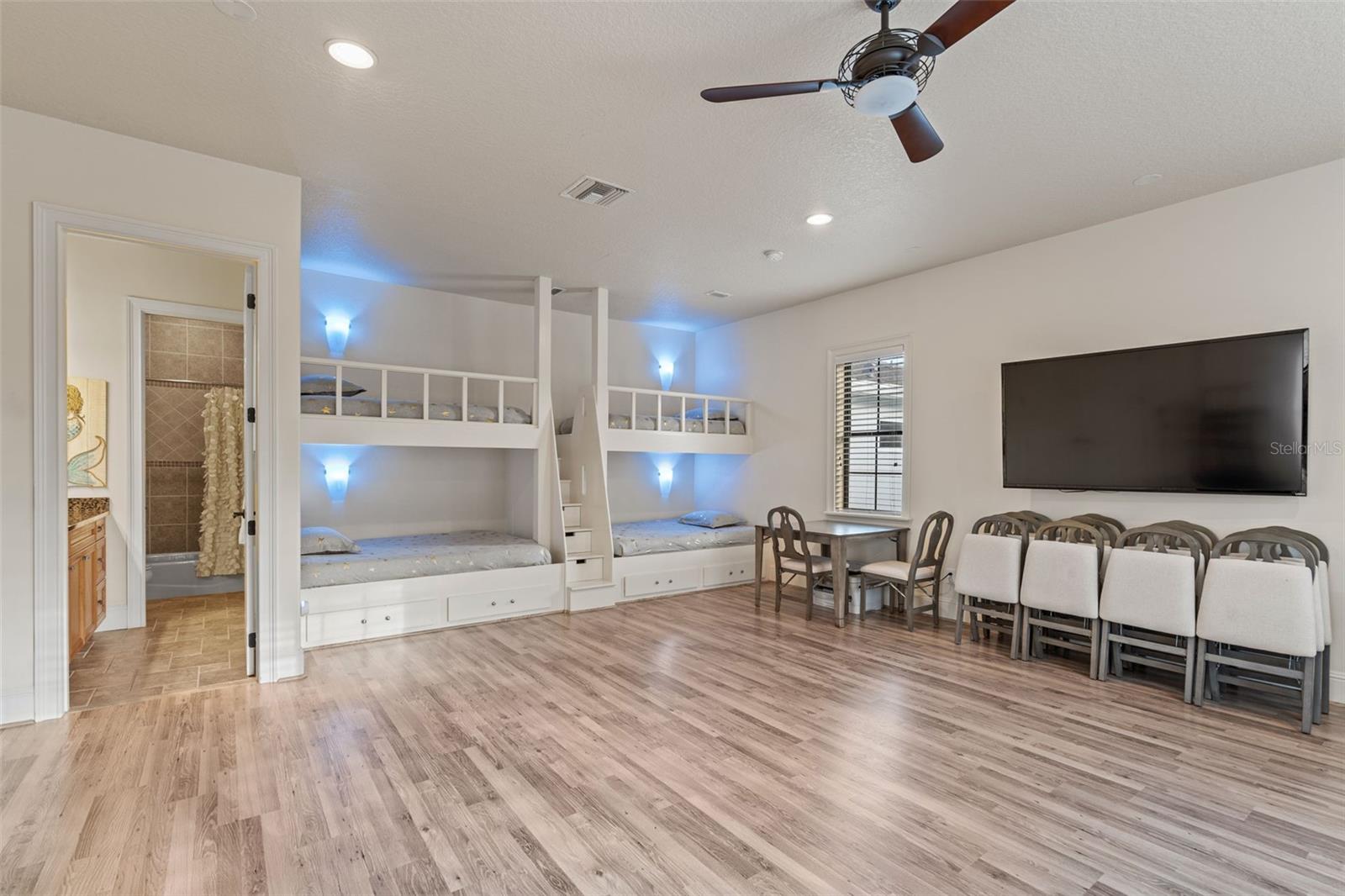 REUNION WEST VILLAGE 03B - Residential