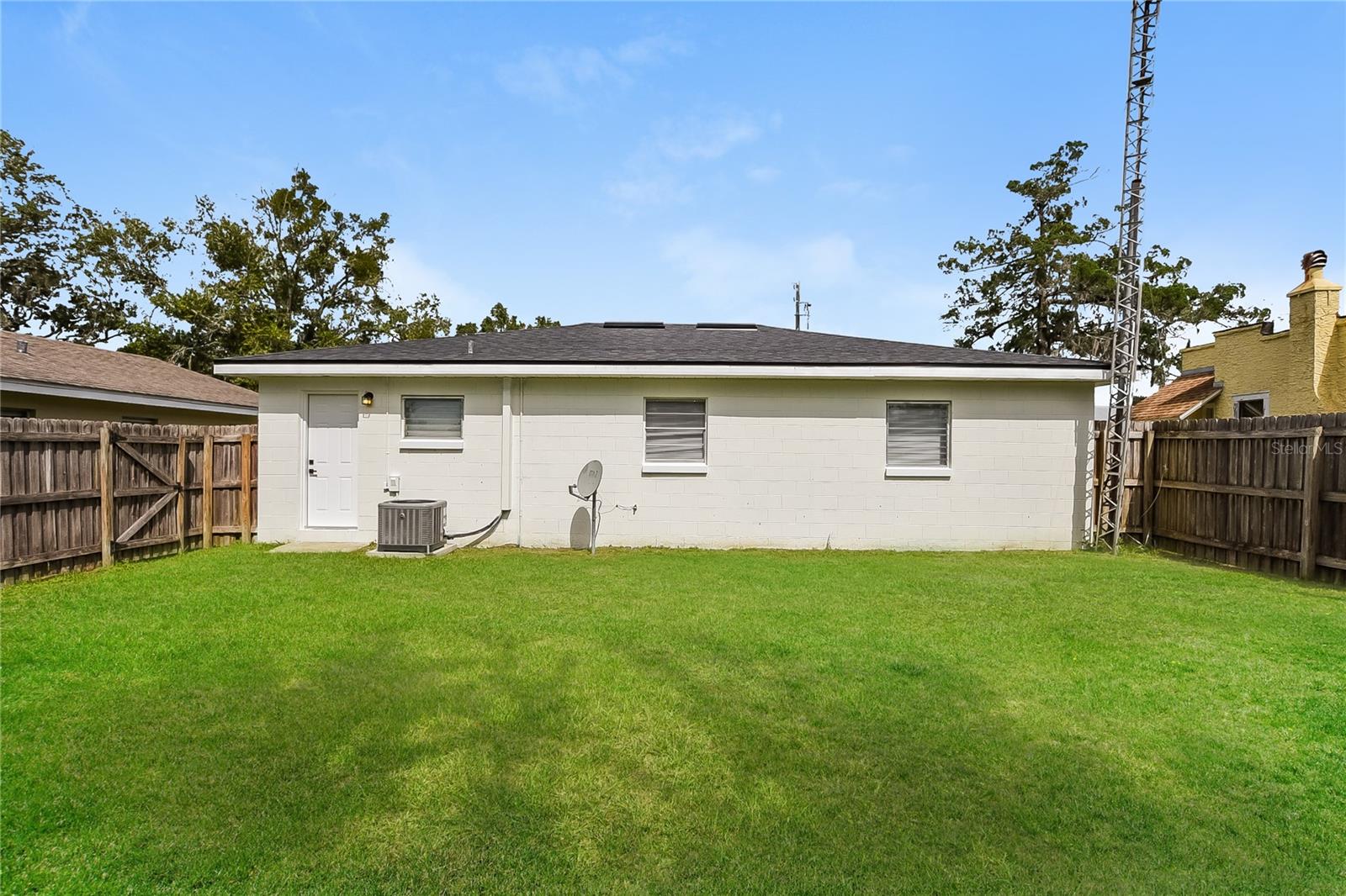 EUSTIS REAUME PARK - Residential