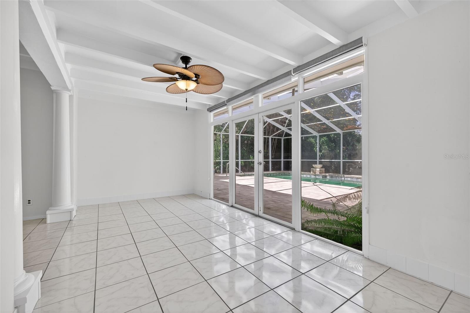 LAGO VISTA - Residential Lease