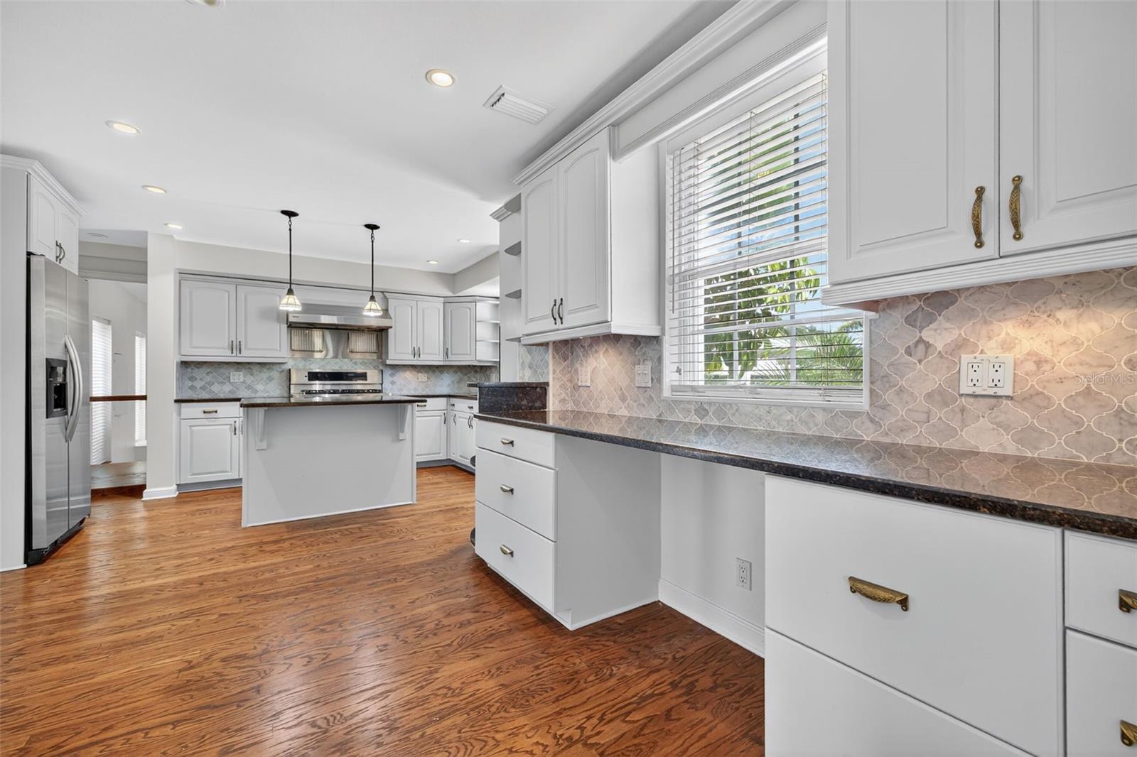 LAGO VISTA - Residential Lease