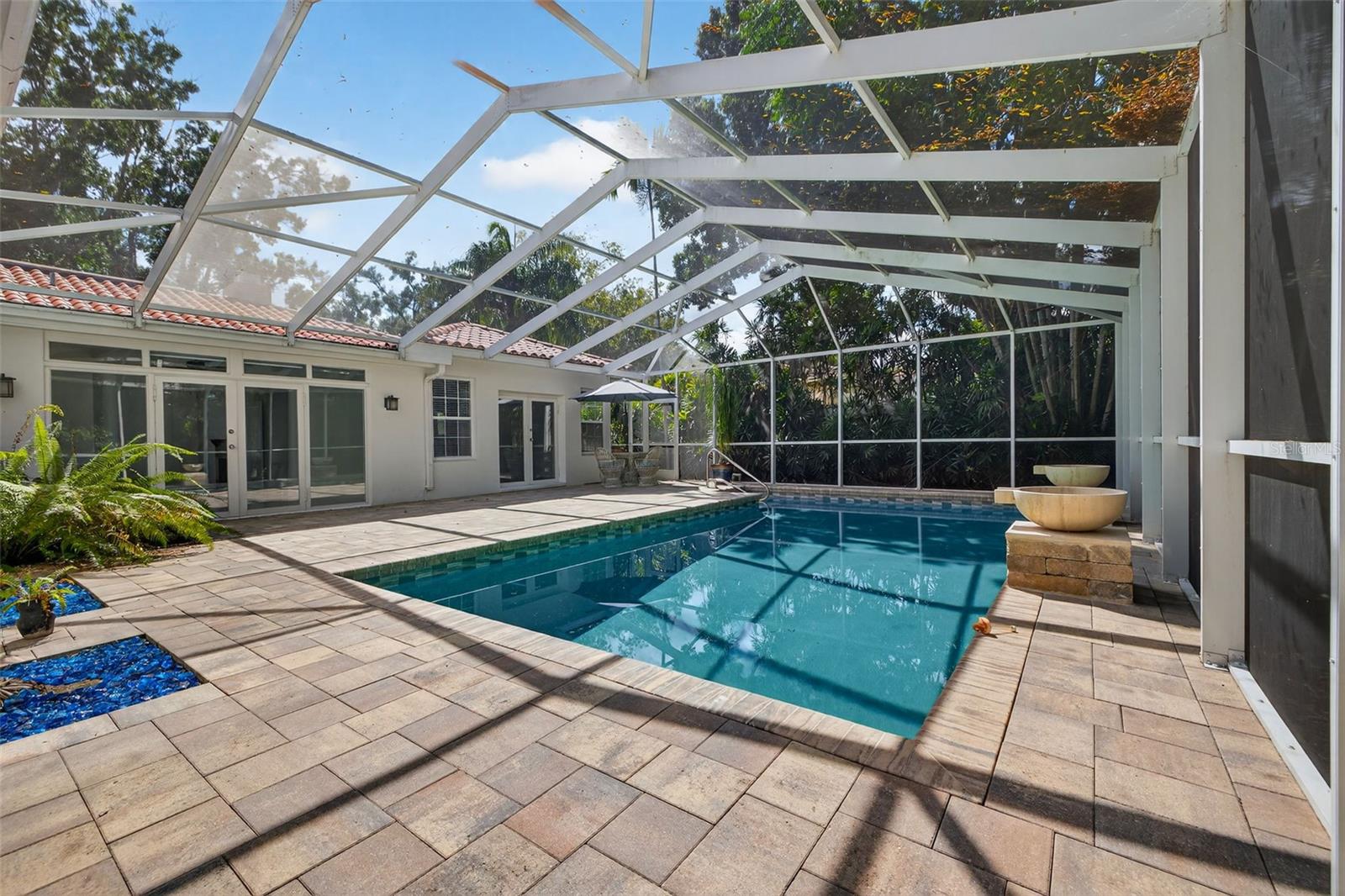 LAGO VISTA - Residential Lease