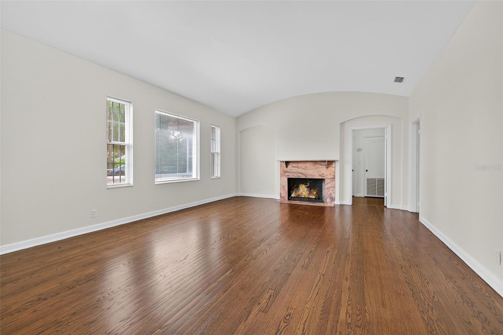 LAGO VISTA - Residential Lease