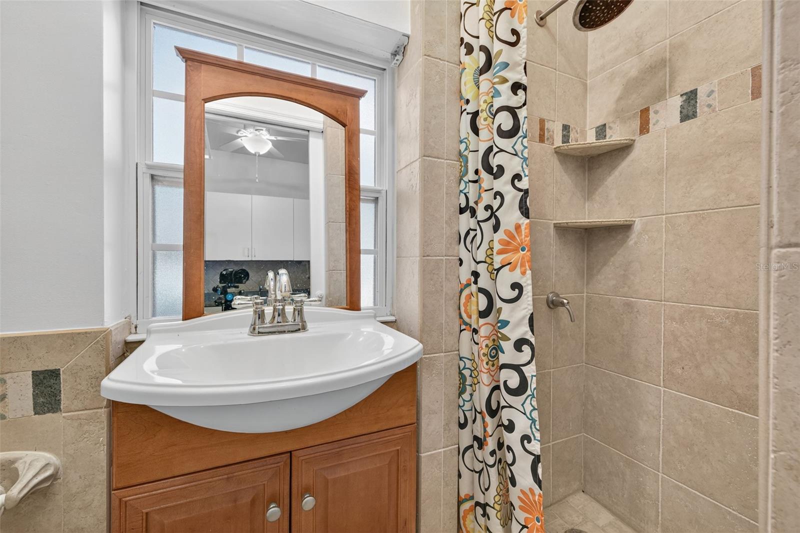 LAGO VISTA - Residential Lease