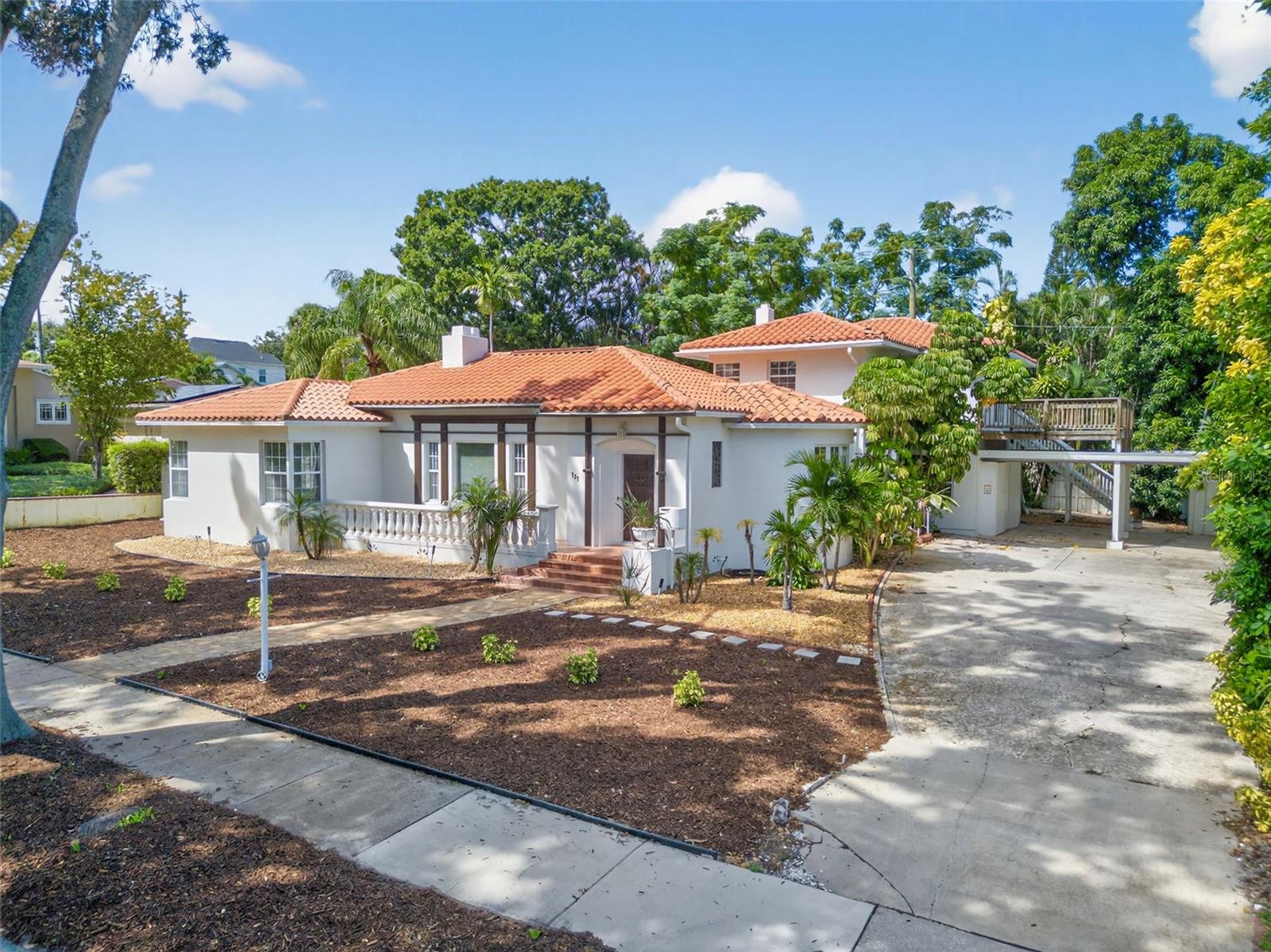 LAGO VISTA - Residential Lease