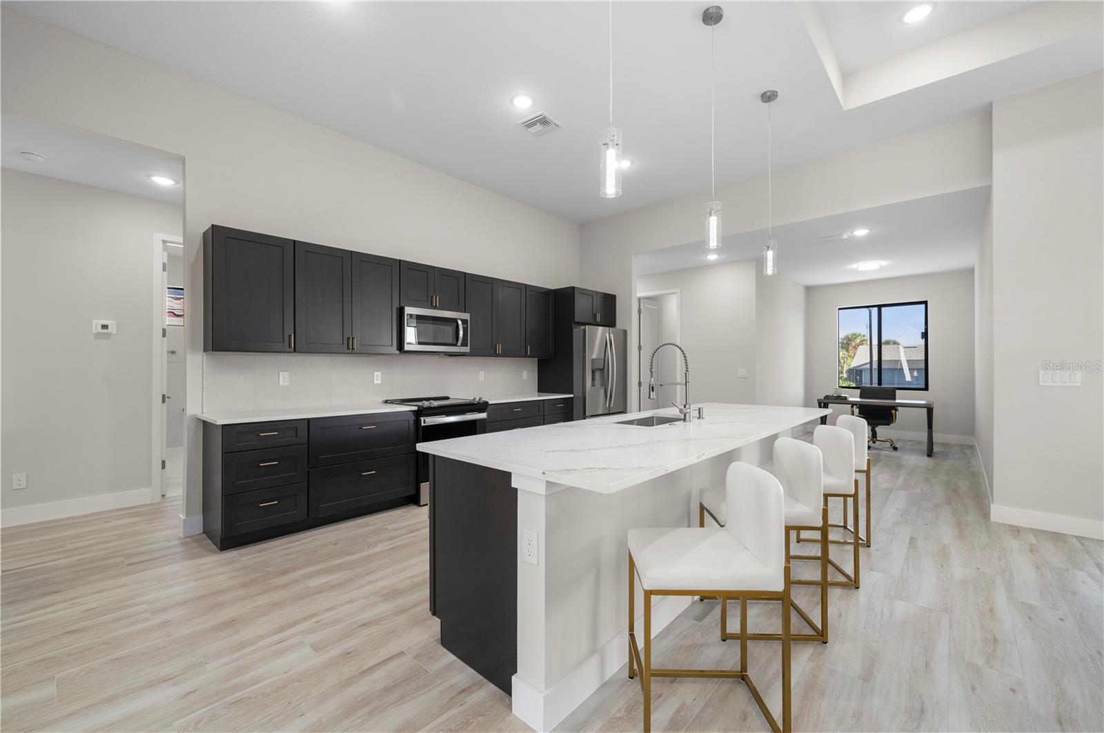 PUNTA GORDA ISLES SEC 04 - Residential