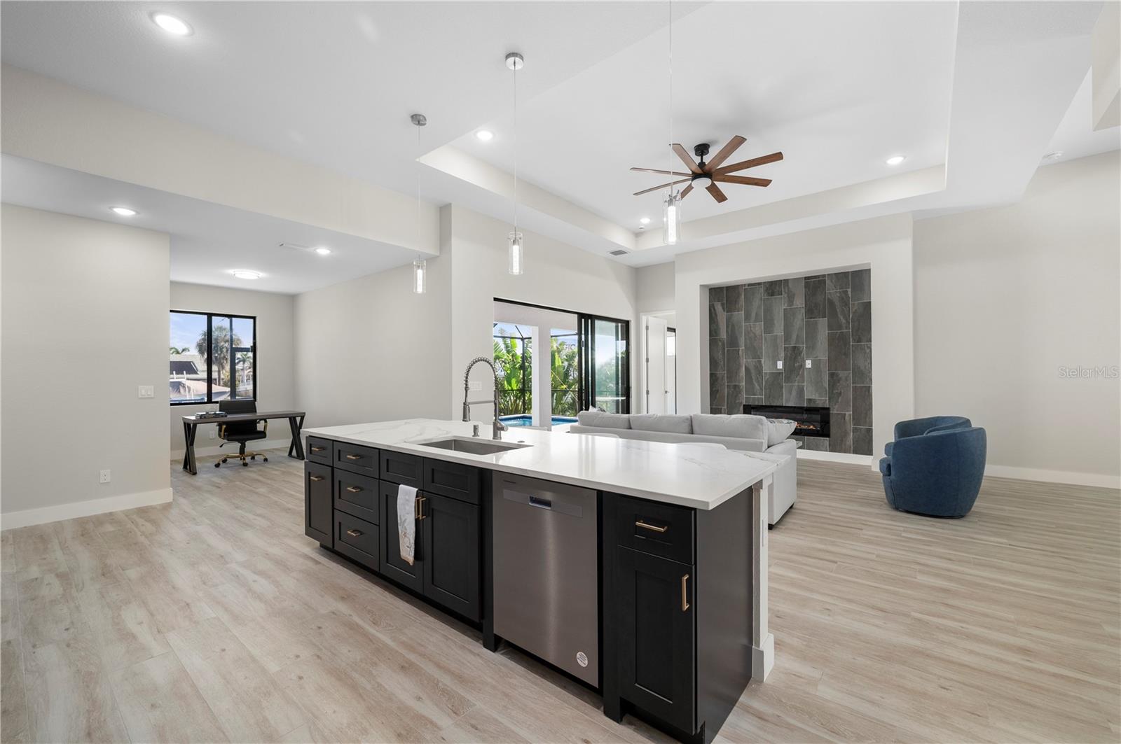 PUNTA GORDA ISLES SEC 04 - Residential