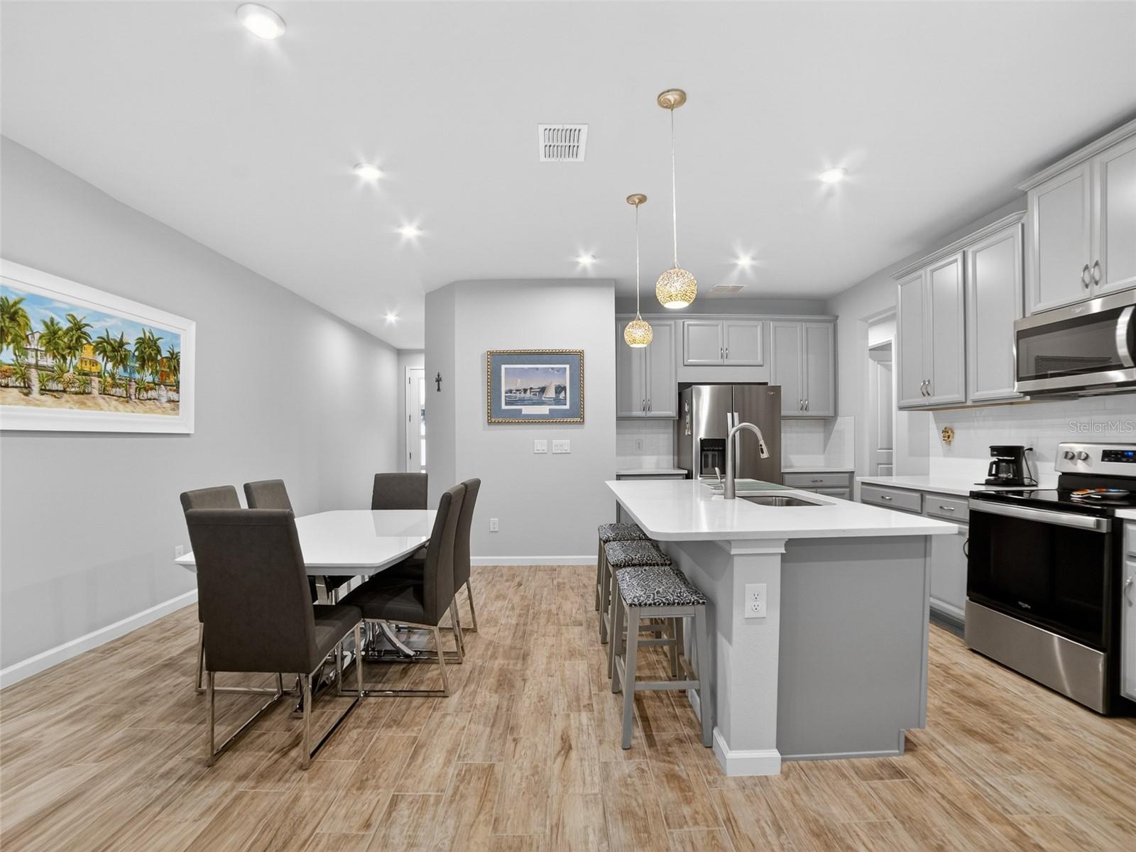 THE PRESERVE AT LA PALOMA - Residential