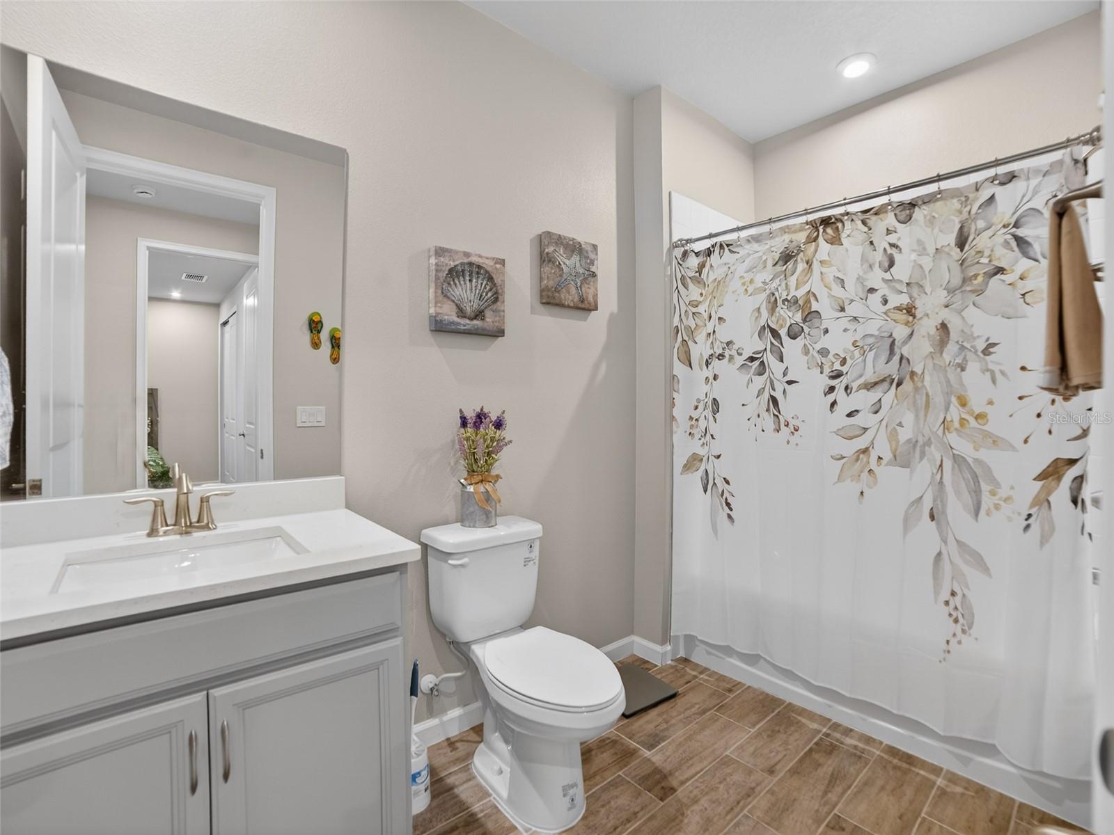 THE PRESERVE AT LA PALOMA - Residential