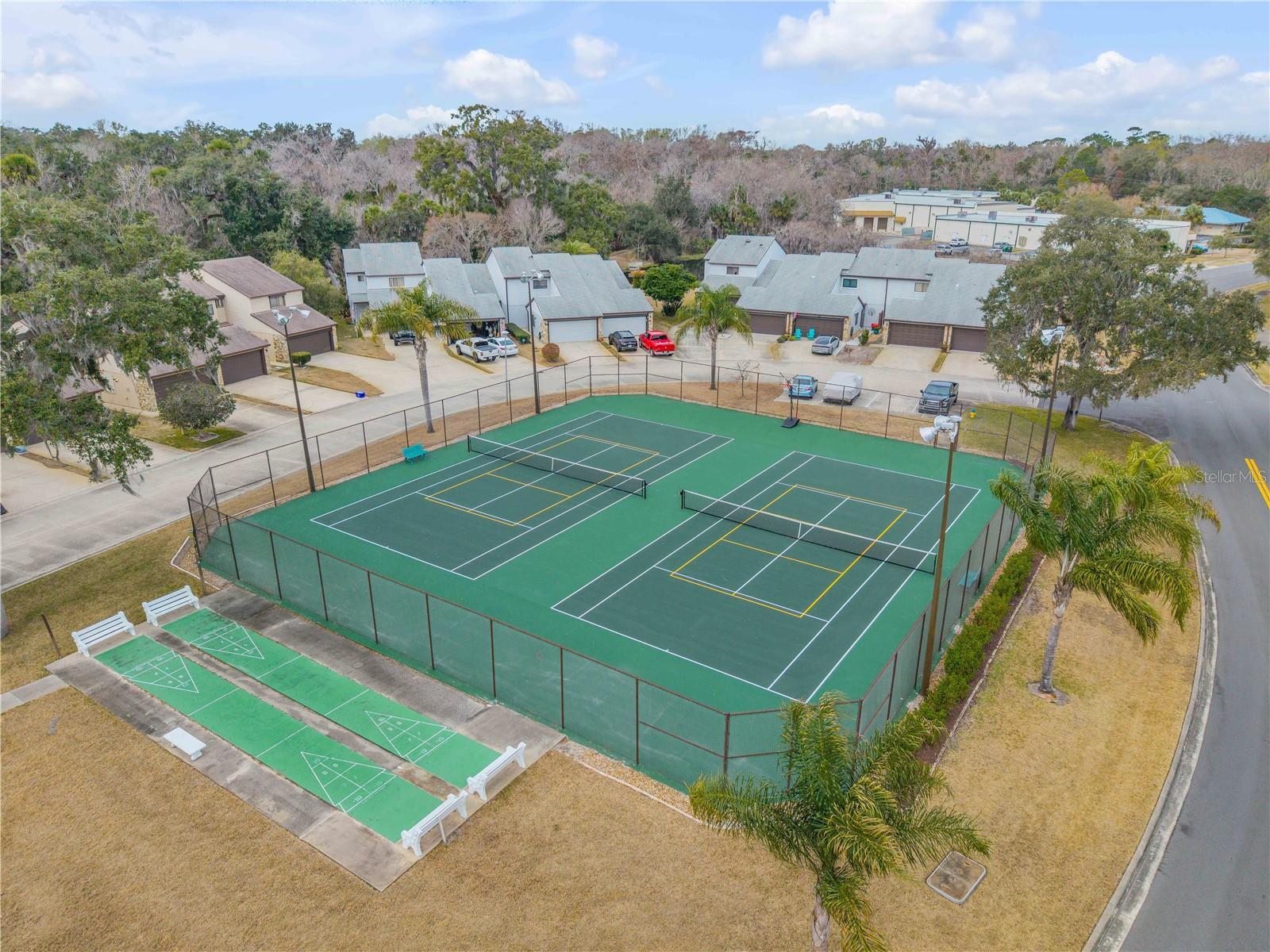 HIDDEN PINES PH 03 - Residential