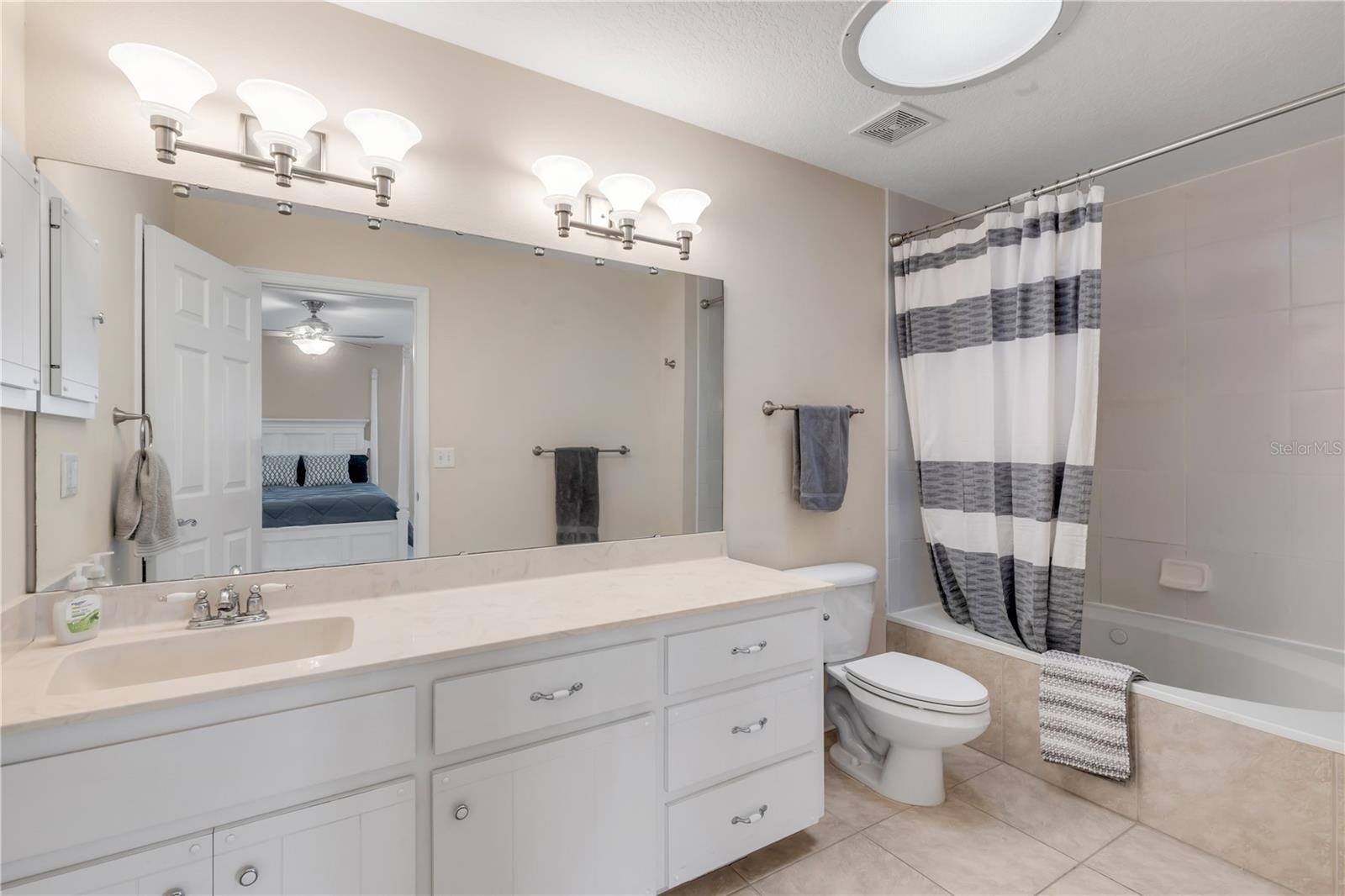 HIDDEN PINES PH 03 - Residential