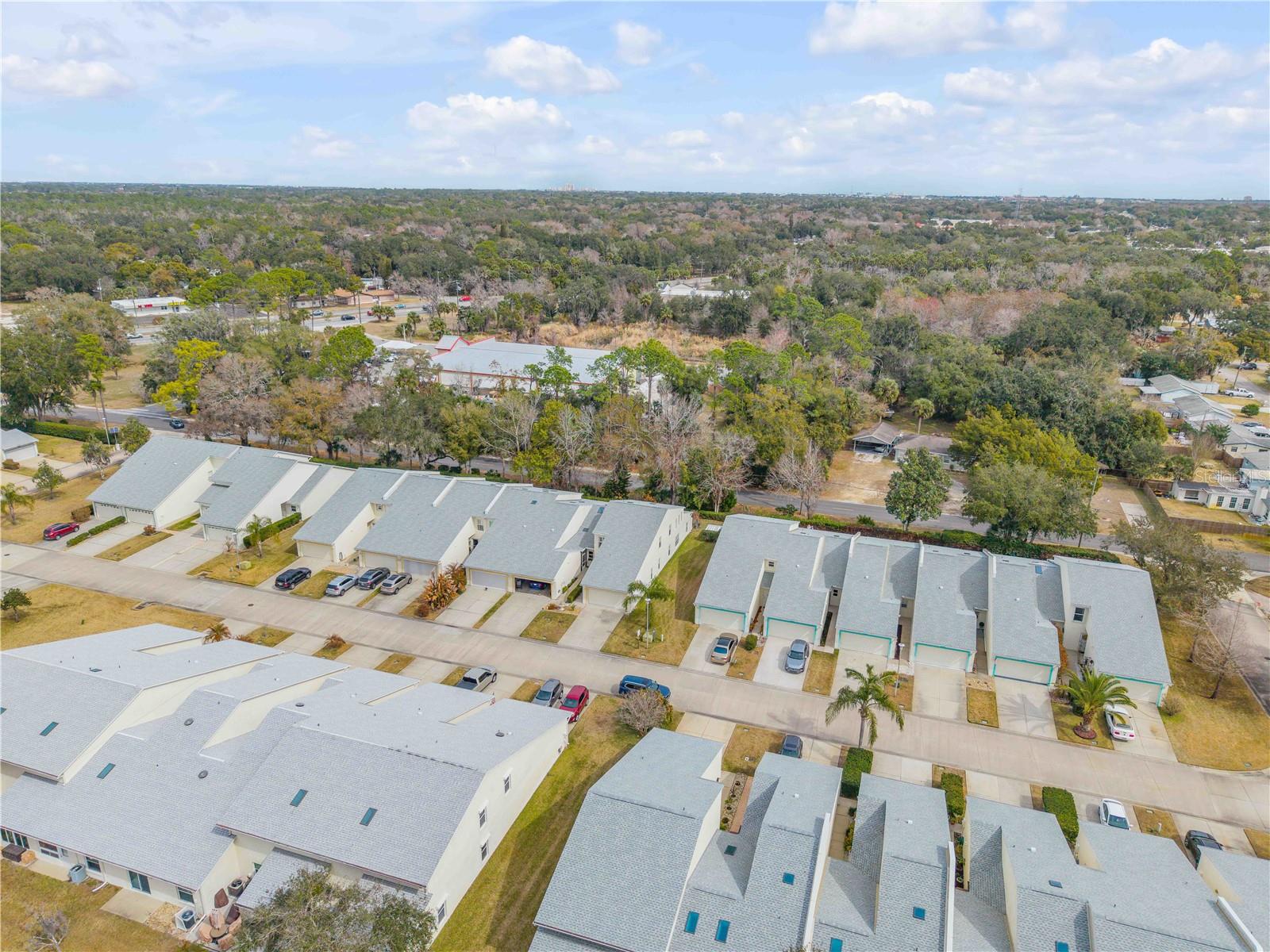 HIDDEN PINES PH 03 - Residential