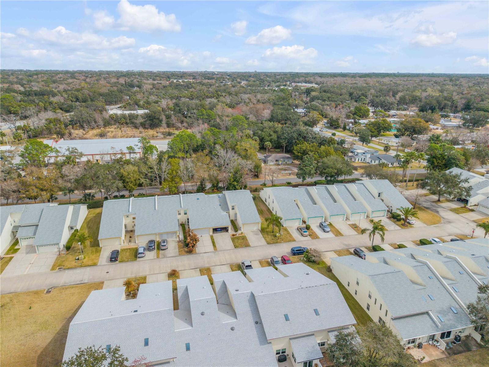 HIDDEN PINES PH 03 - Residential