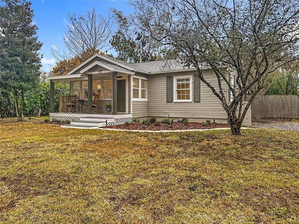 Photo of 2723 Newark Way, Orlando, FL 32803 (MLS # O6380567)