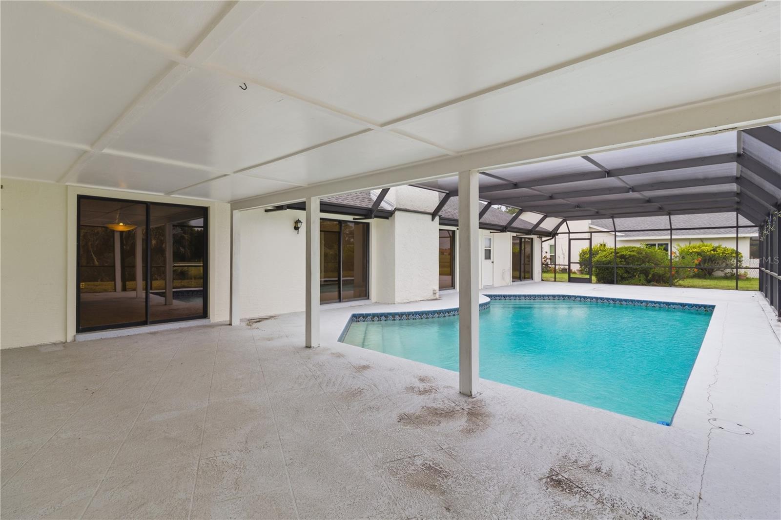 COUNTRY CLUB OF SARASOTA THE - Residential