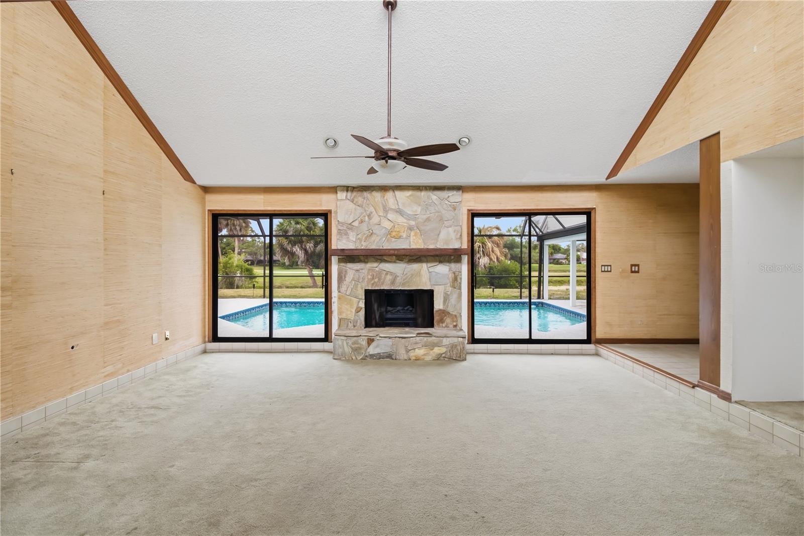 COUNTRY CLUB OF SARASOTA THE - Residential