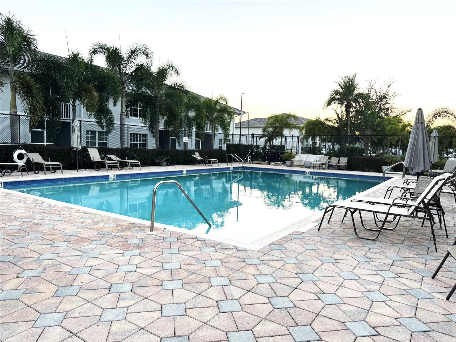 COVE/SIX MILE CYPRESS CONDO - Residential