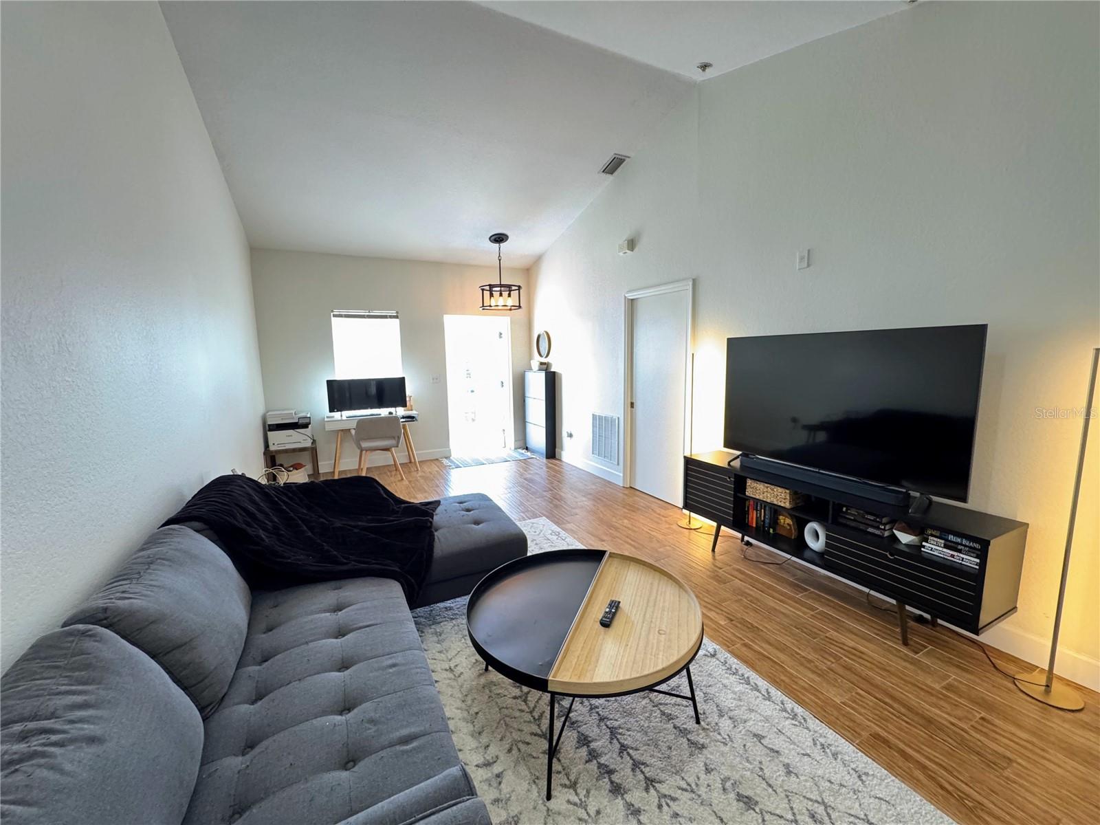 COVE/SIX MILE CYPRESS CONDO - Residential