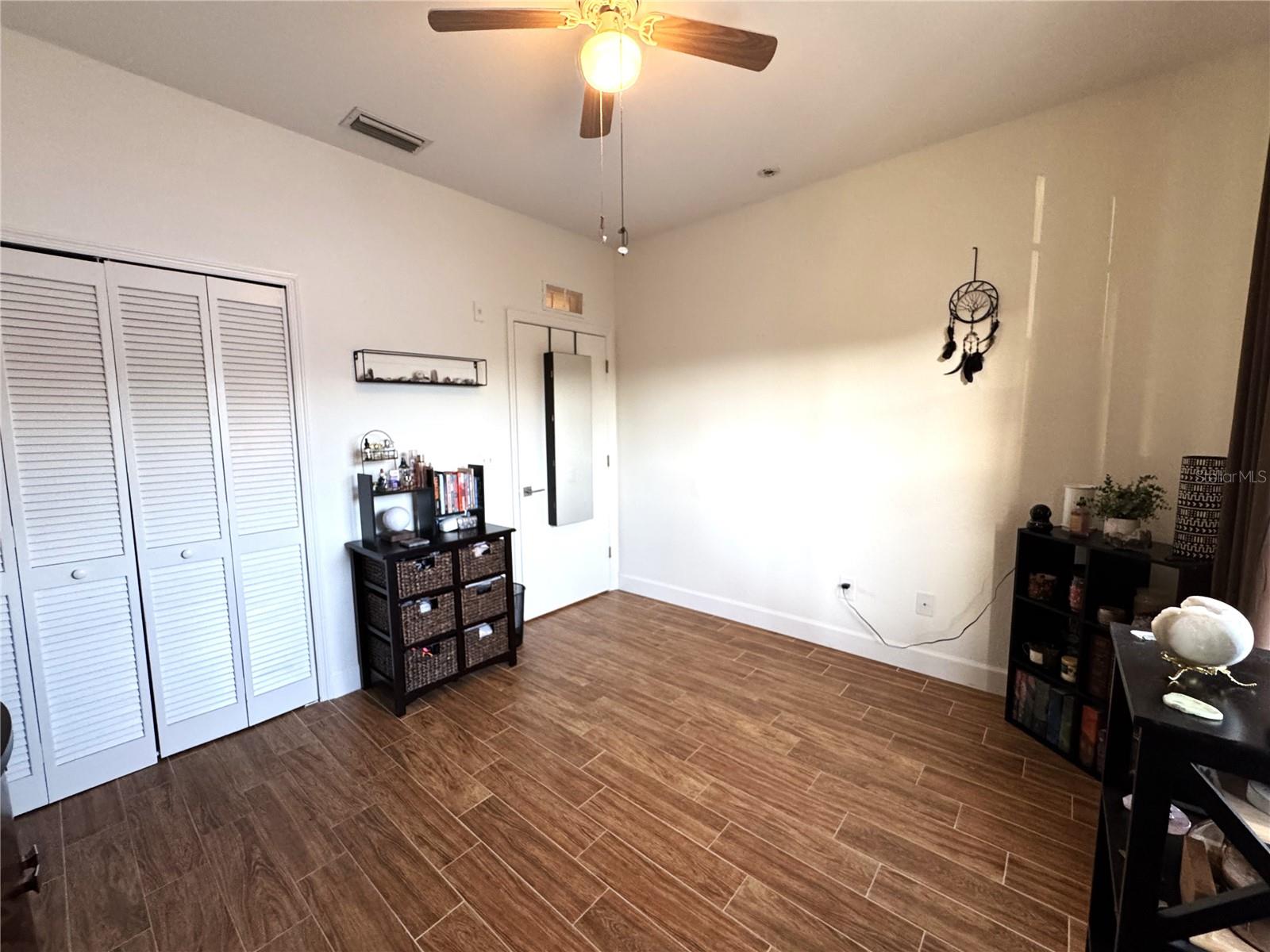 COVE/SIX MILE CYPRESS CONDO - Residential