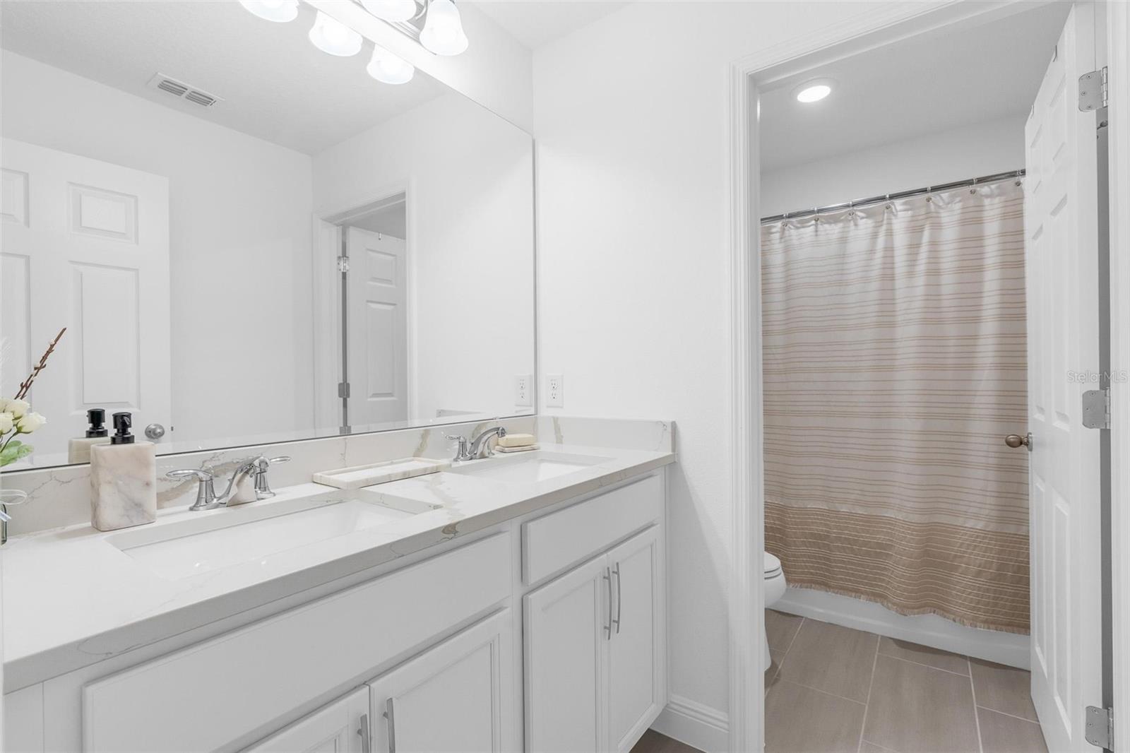 RIDGEVIEW PH 4 - Residential