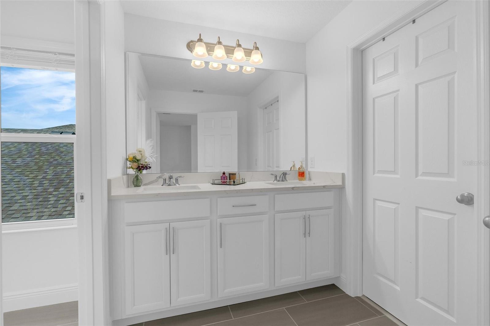 RIDGEVIEW PH 4 - Residential