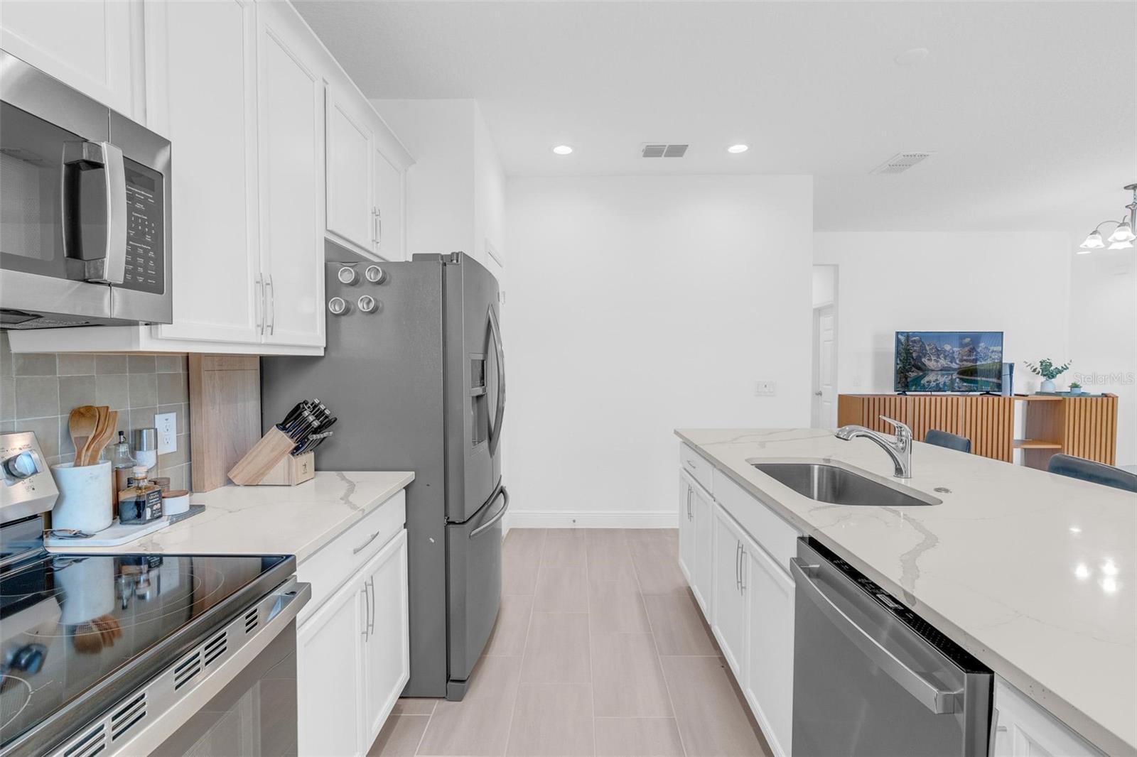 RIDGEVIEW PH 4 - Residential