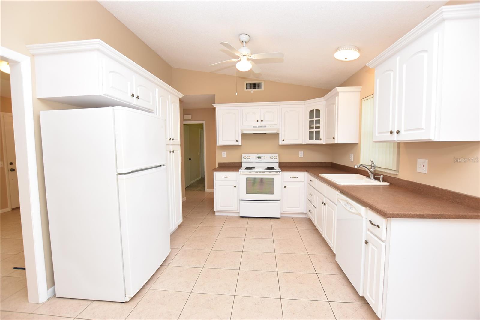 FLA HIGHLANDS CO SUB - Residential Lease