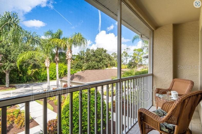 VERANDA 7 AT HERITAGE OAKS - Residential Lease