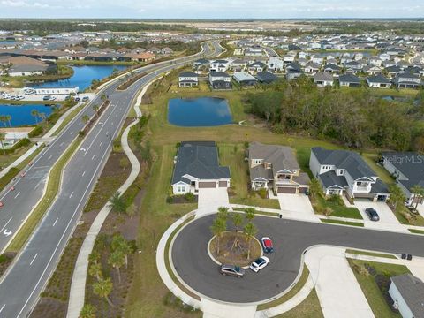 A home in PALMETTO