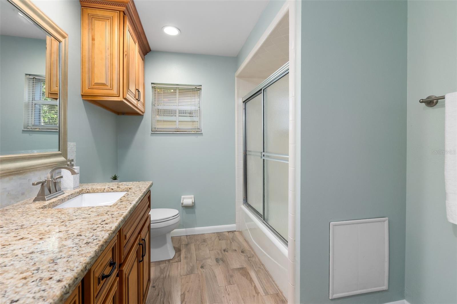 SNUG HARBOR UNREC SUB - Residential