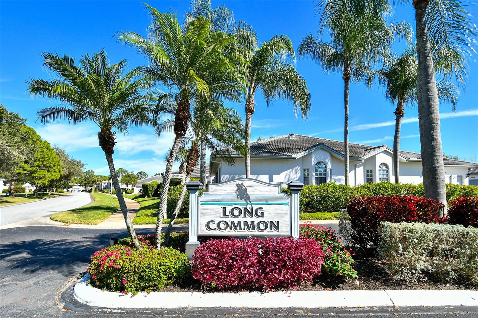 LONG COMMON - Residential Lease