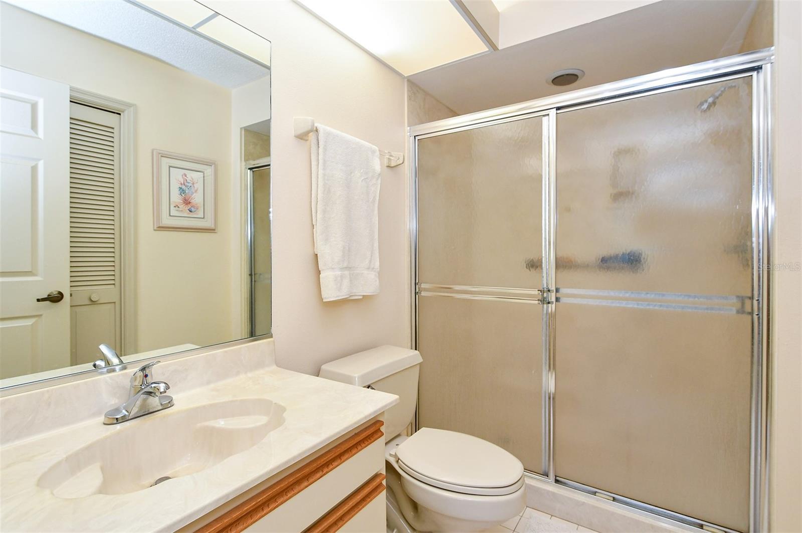 LONG COMMON - Residential Lease