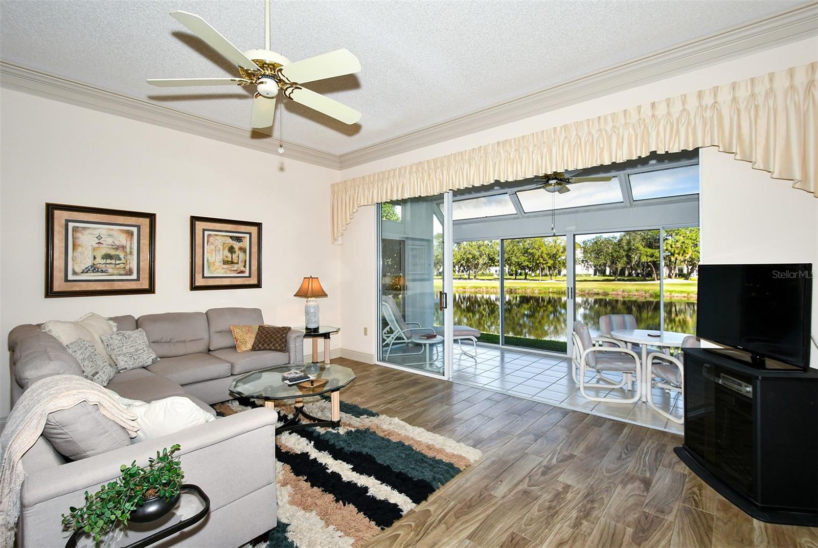 LONG COMMON - Residential Lease