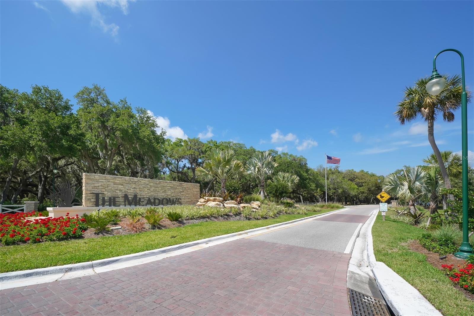 LONG COMMON - Residential Lease