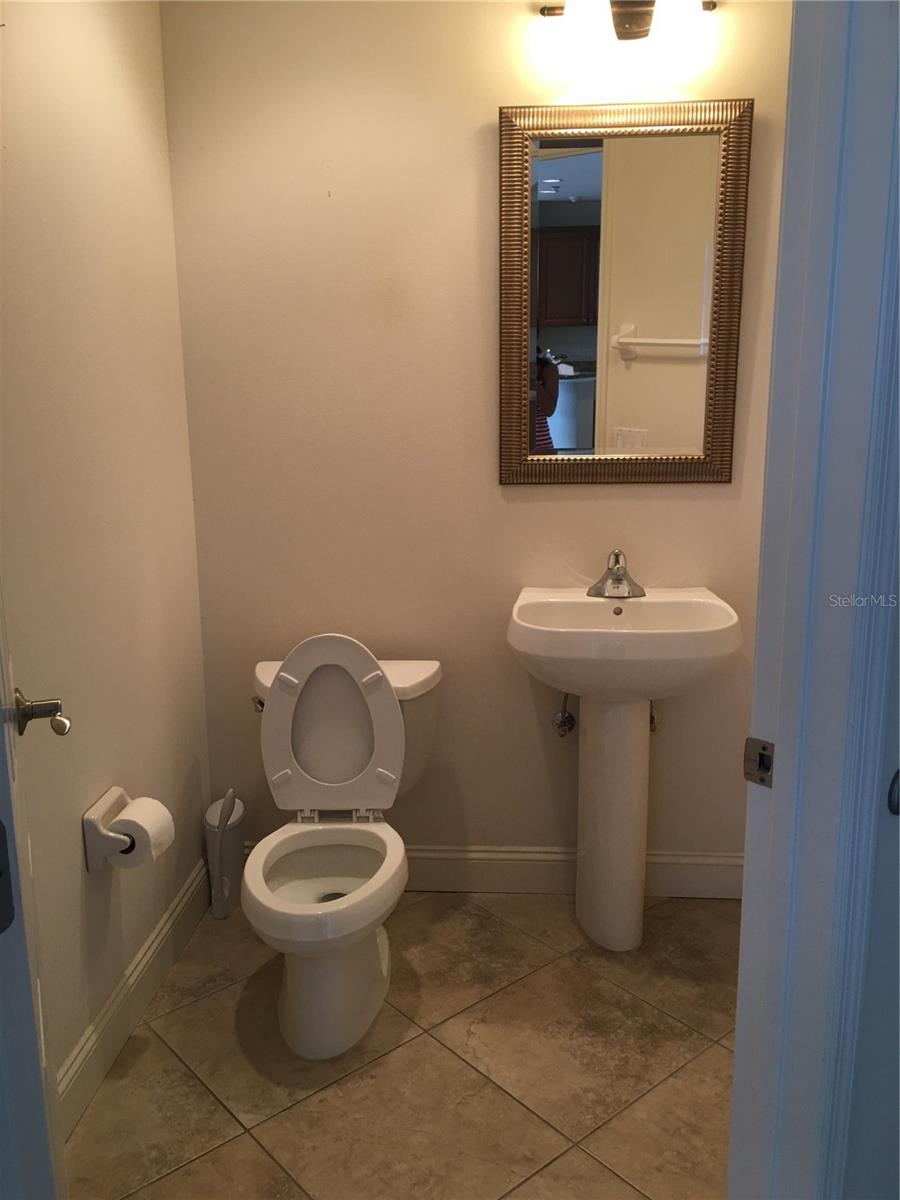 LAKE VISTA RESIDENCES PH III - Residential Lease