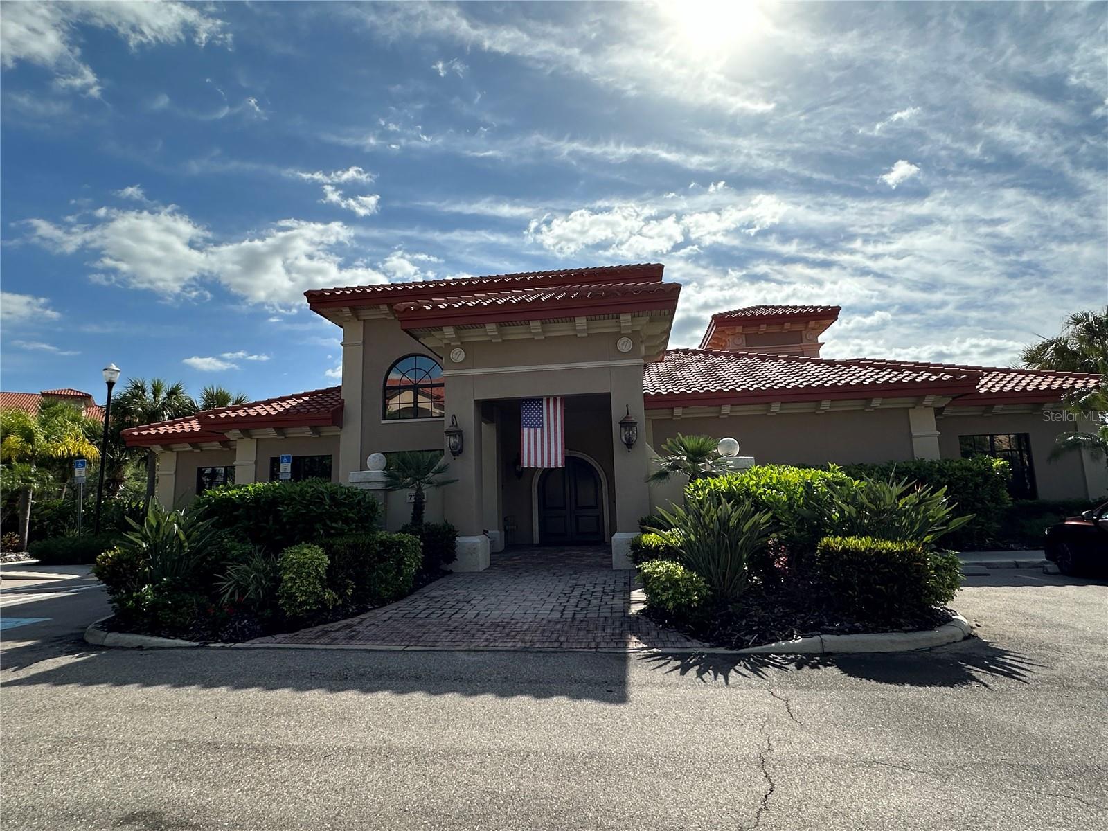 LAKE VISTA RESIDENCES PH III - Residential Lease