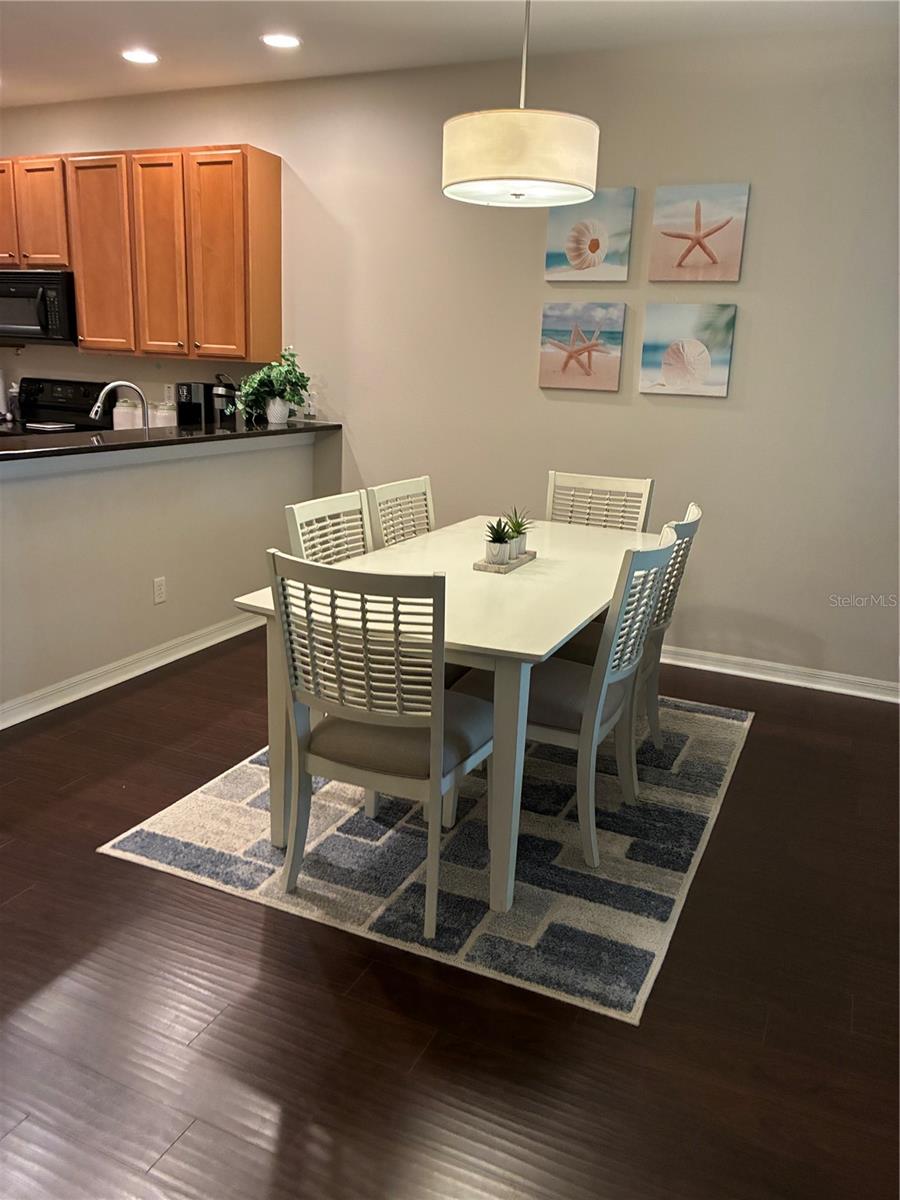 VENETIAN FALLS PH 1 - Residential