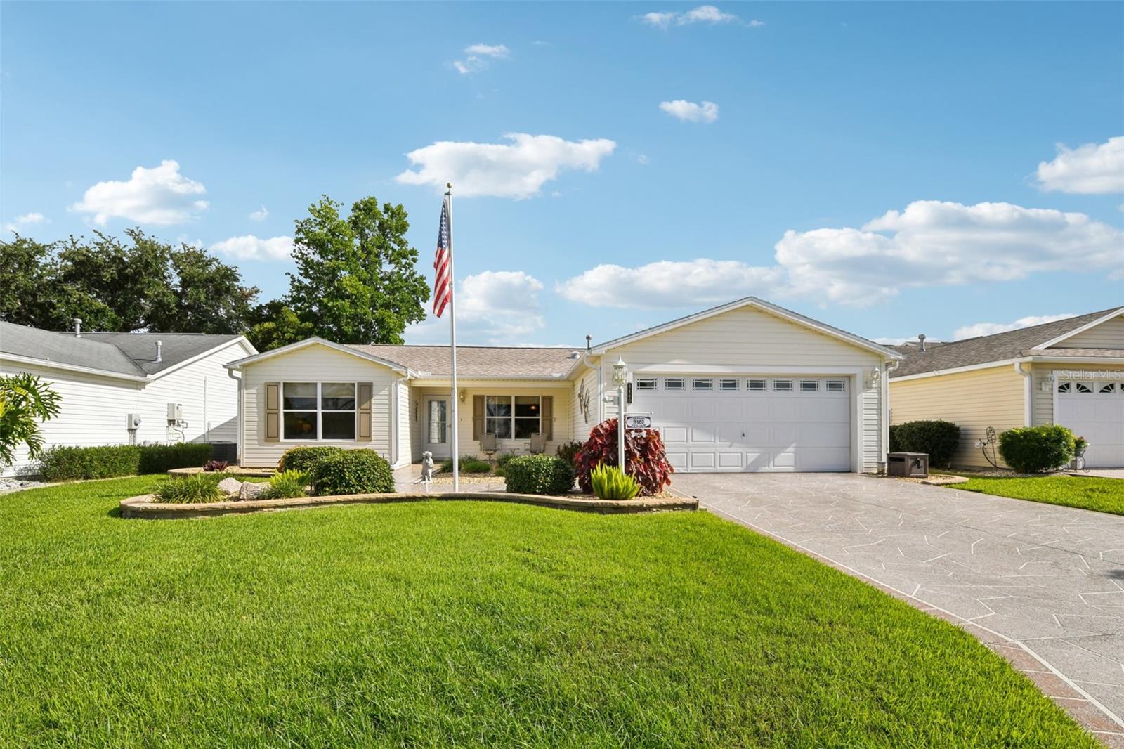 3460 IDLEWOOD LOOP
