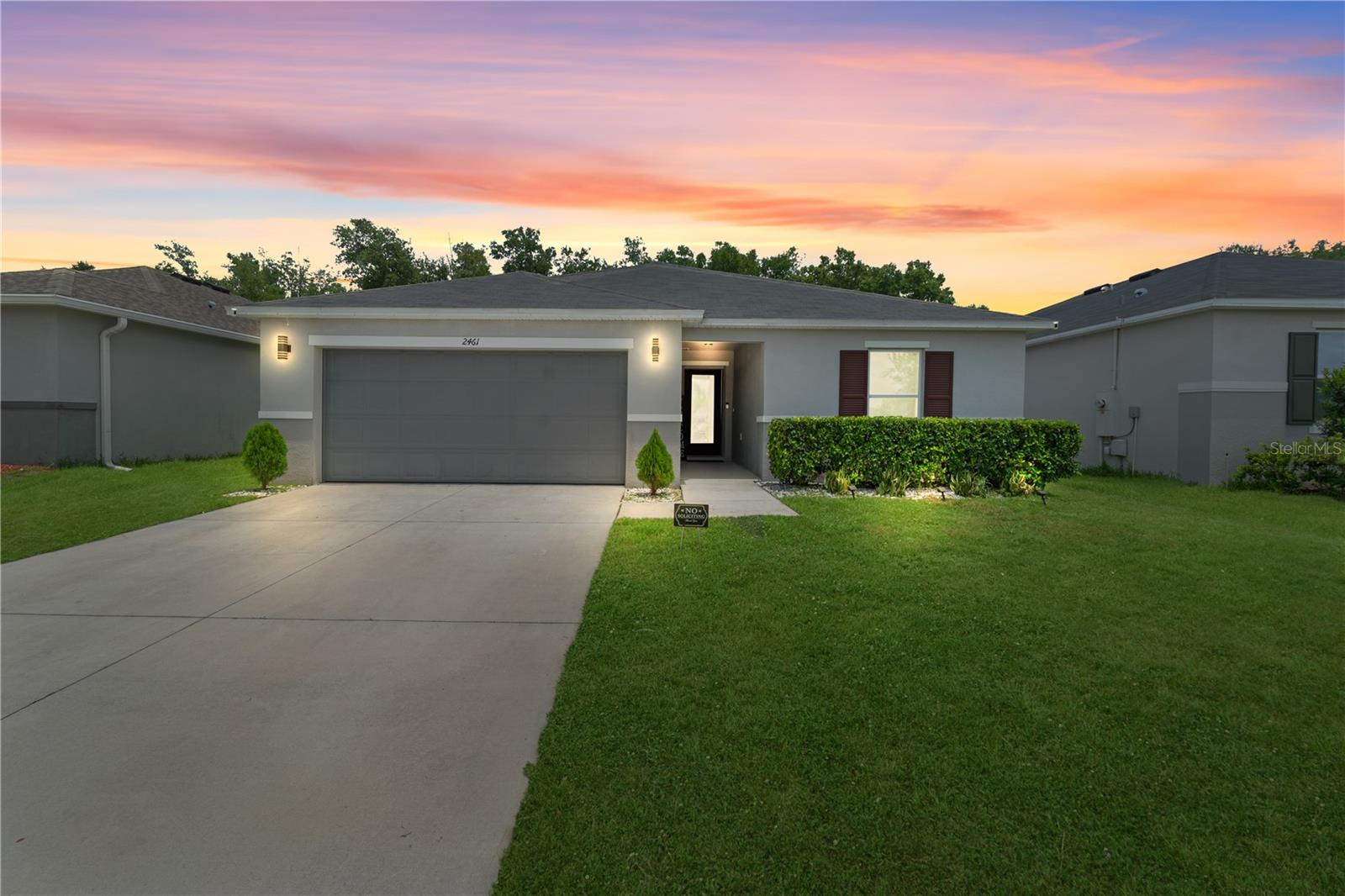 2461 BULRUSH DR