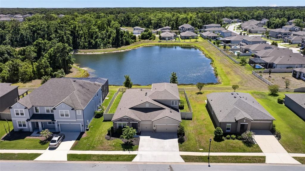 Photo of 18428 Malinche Loop, Spring Hill, FL 34610 (MLS # TB8504498)