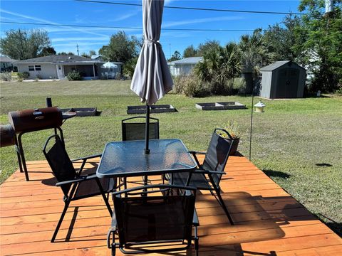 A home in PORT CHARLOTTE