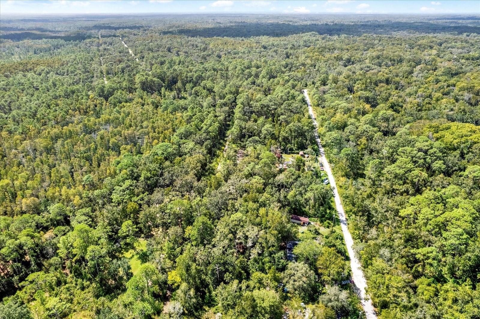 MOON LAKE ESTATES - Land