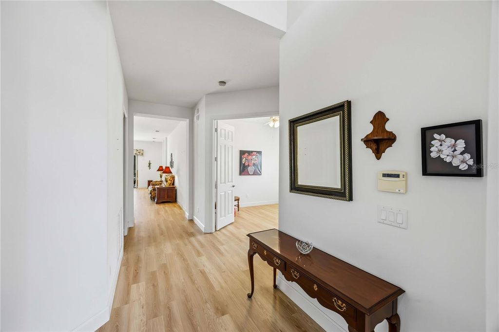 Photo of 4218 64th Drive E, Sarasota, FL 34243 (MLS # A4674545)